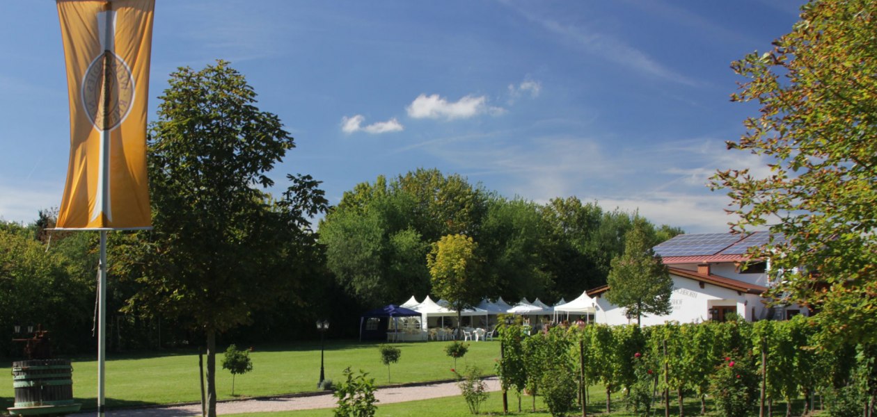 Weingut Fischborn Bergeshof_Garten, © Weingut Fischborn Bergeshof Weingut Fischborn Bergeshof_Garten, © Weingut Fischborn Bergeshof