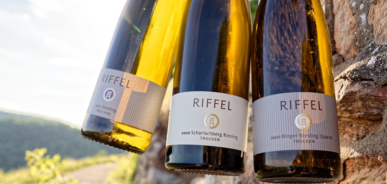 Weingut Riffel_Riesling Trio, © Weingut Riffel Weingut Riffel_Riesling Trio, © Weingut Riffel