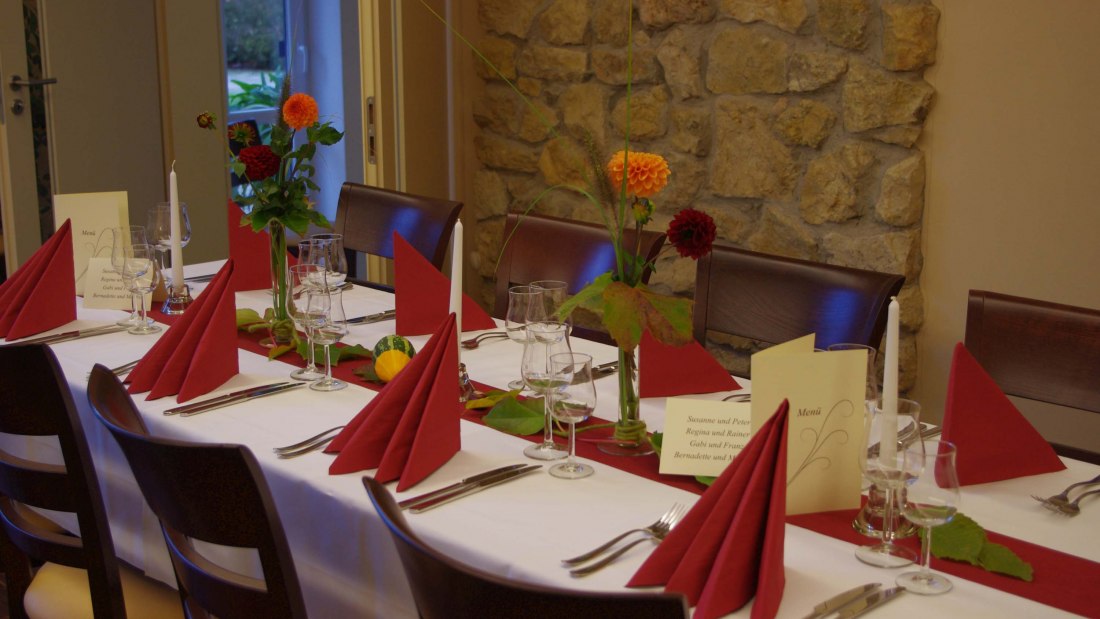 Weingut Dieter Michel_Tisch eingedeckt, © Weingut Dieter Michel Weingut Dieter Michel_Tisch eingedeckt, © Weingut Dieter Michel