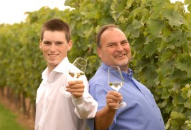 Weingut Peth_Winzer © Weingut Peth Weingut Peth_Winzer © Weingut Peth