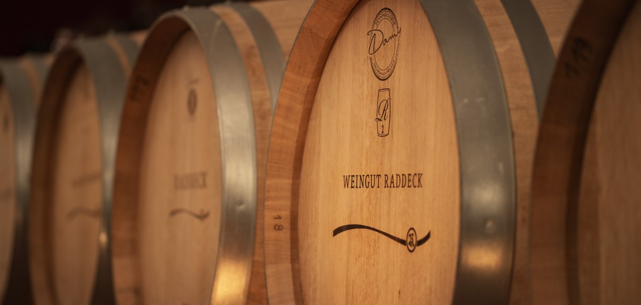 Weingut Raddeck_Holzfass, © Weingut Raddeck Weingut Raddeck_Holzfass, © Weingut Raddeck