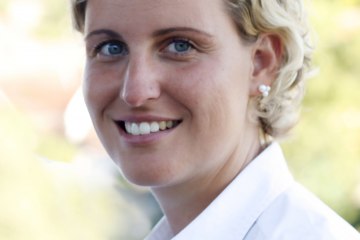 Spanier-Gillot_Winzerin, © Weingut Carolin Spanier-Gillot & H.O. Spanier Spanier-Gillot_Winzerin, © Weingut Carolin Spanier-Gillot & H.O. Spanier