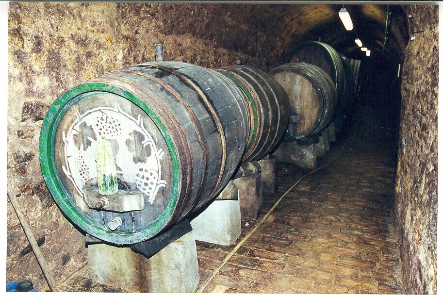 PFAFF WEINE_Gewölbekeller, © PFAFF WEINE PFAFF WEINE_Gewölbekeller, © PFAFF WEINE