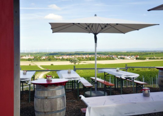 Wingertsheisje am Goldbergbrunnen © Tacheles Landrestaurant und Gästehaus Wingertsheisje am Goldbergbrunnen © Tacheles Landrestaurant und Gästehaus