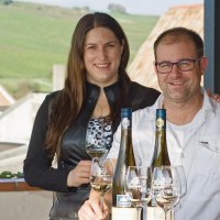 Vinothek Eppelmann Simone und Timo Eppelmann © Ullrich Knapp Vinothek Eppelmann Simone und Timo Eppelmann © Ullrich Knapp