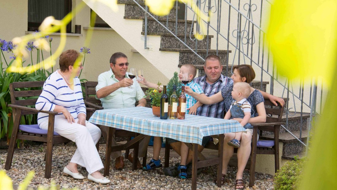 Weingut Nibelungenhof_Familie, © Weingut Nibelungenhof Weingut Nibelungenhof_Familie, © Weingut Nibelungenhof