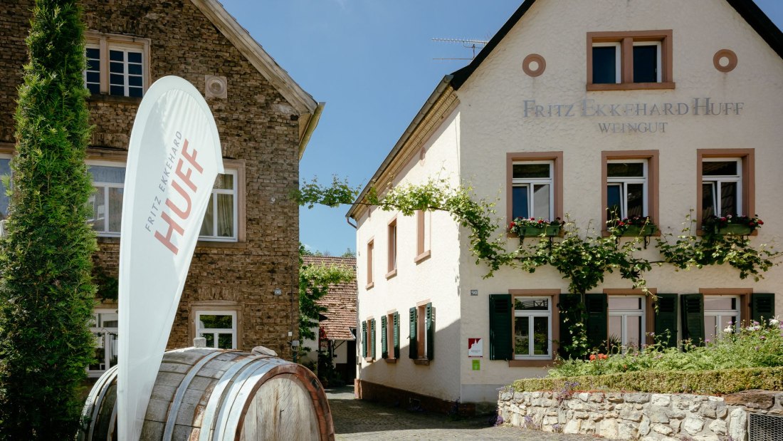 Weingut Fritz Ekkehard Huff_Geb&auml;ude, &copy; Jason Sellers