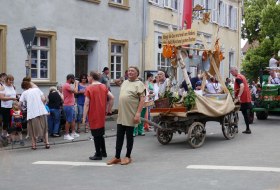 Traubenbl&uuml;tenfest - Umzug Westhofen &copy; Michael Jung