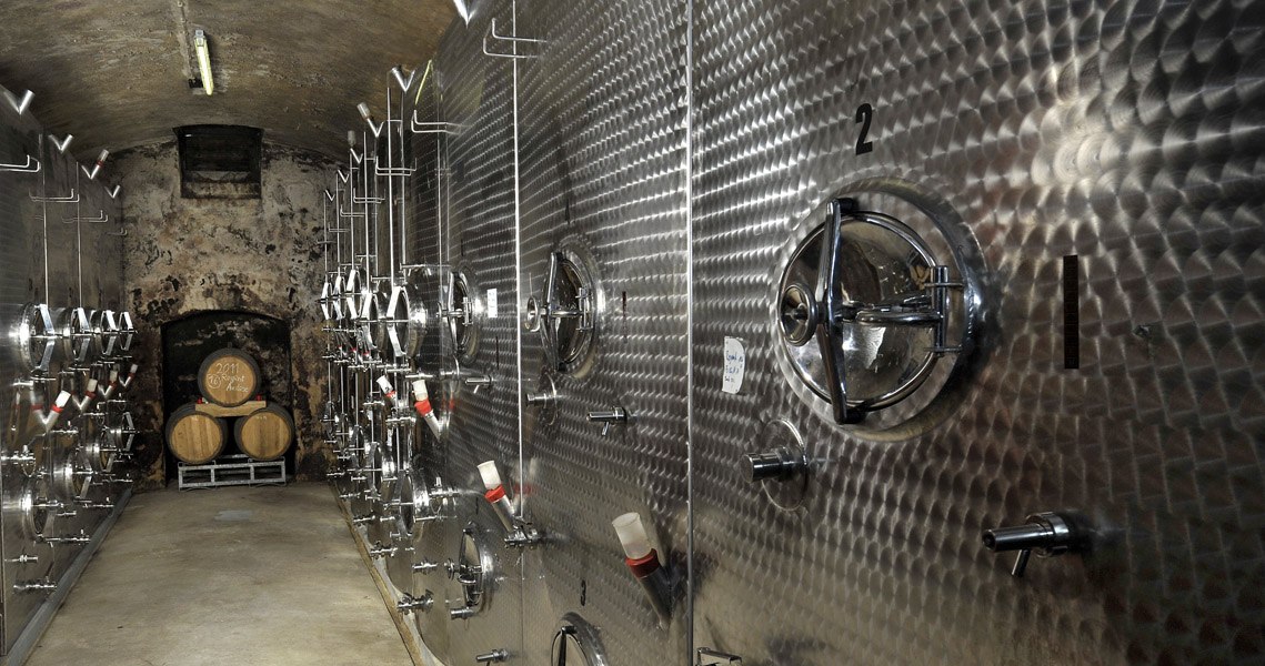 Weingut Wartsteigerhof_Weißweinkeller, © Weingut Wartsteigerhof