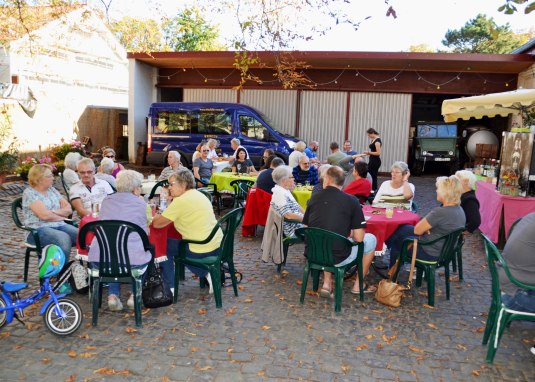 Winzercafe &copy; Jutta Ahl