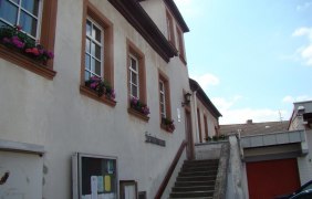 Rathaus und Heimatmuseum &copy; Verbandsgemeinde Wonnegau / Michael Thier
