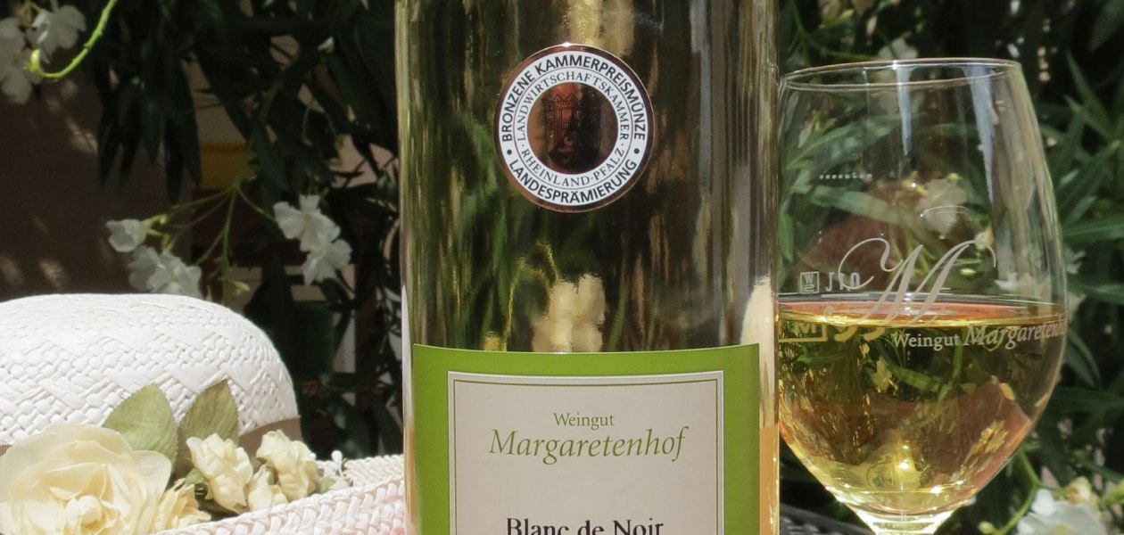 Weingut Margaretenhof_Blanc de noir, &copy; Weingut Margaretenhof