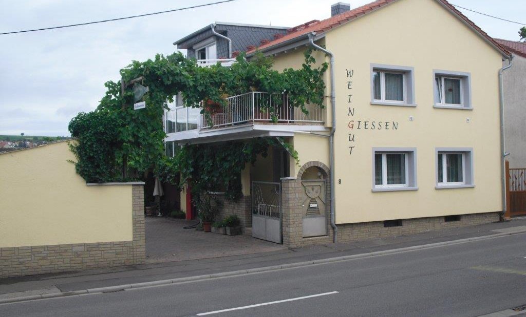 Weingut Gie&szlig;en_Geb&auml;ude, &copy; Weingut Gie&szlig;en