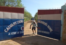 Calvary Zion Children's Home &copy; Weingut Huppert