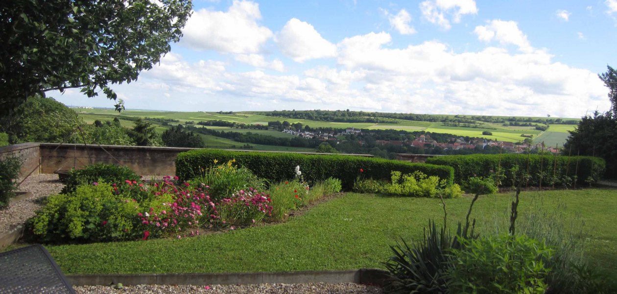 Vereinigte Weing&uuml;ter Spindler und M&ouml;llinger_Weingut Spindler Garten 2, &copy; Vereinigte Weing&uuml;ter Spindler und M&ouml;llinger