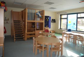 L&ouml;wenzahn  - Altbau / Kindergarten Grash&uuml;pfer &copy; Gemeinde Westhofen