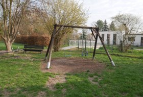 Schaukel - Kita Grash&uuml;pfer &copy; Gemeinde Westhofen