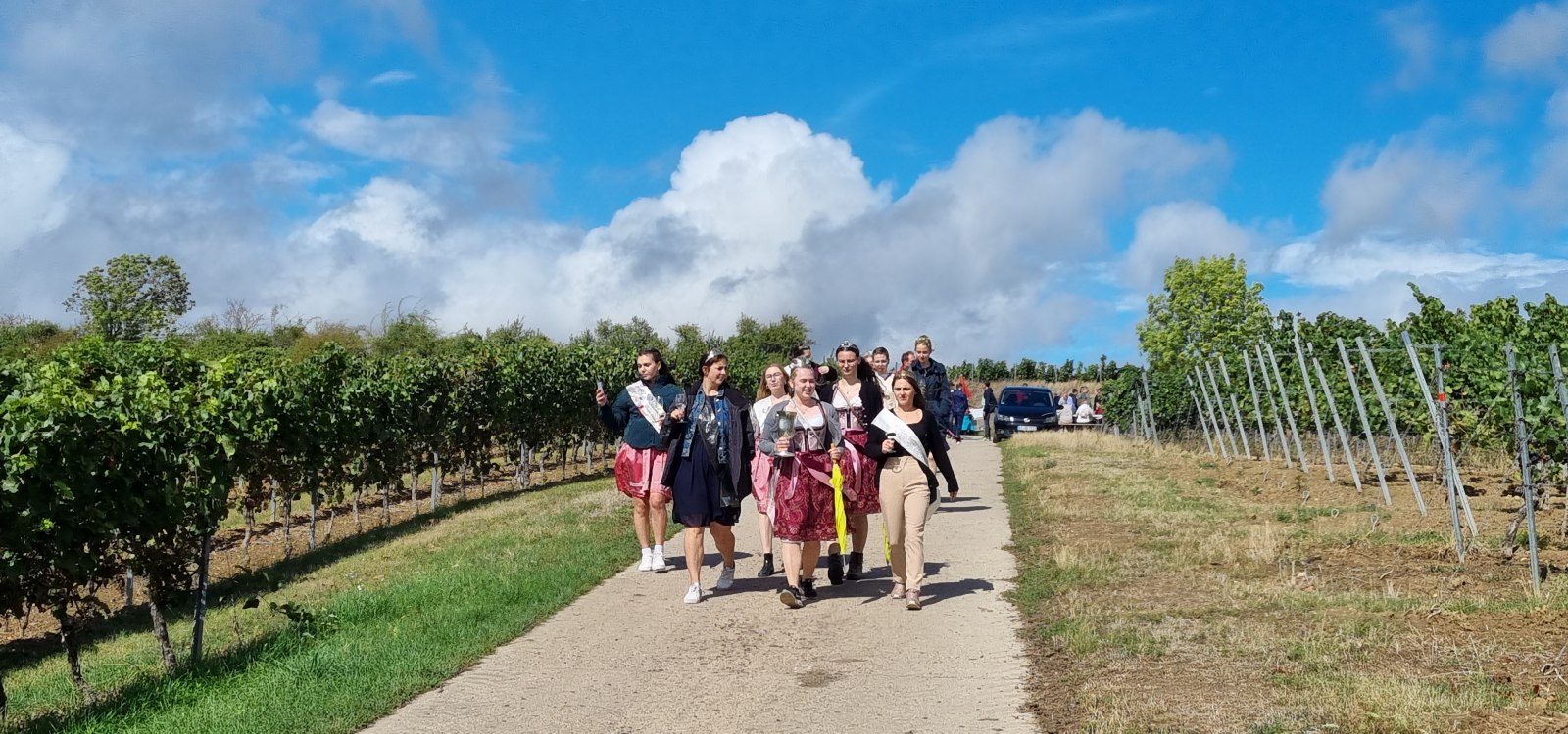 Weinmajestäten Bechtheimer Weinpilgern, © Touristikverein Wonnegau e.V.