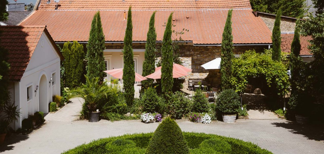 Weingut Listmann_Sonnenterrasse, &copy; Weingut Listmann