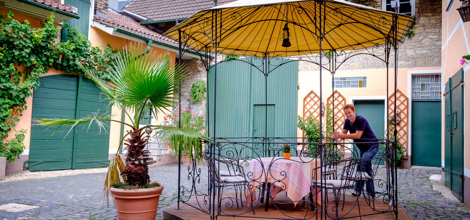 Weingut Keller-Schweikhard_Hof, &copy; Weingut Keller-Schweikhard