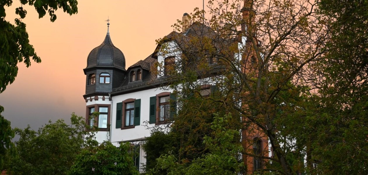 Weingut Villa Kerz_Geb&auml;ude, &copy; Weingut Villa Kerz