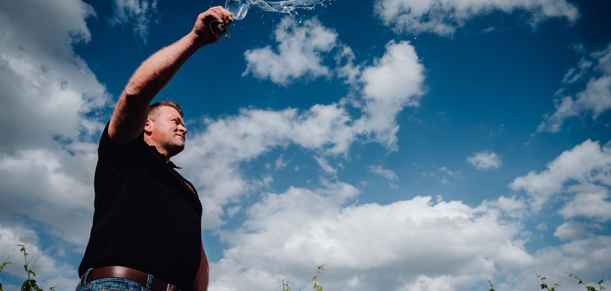 Weingut Heck_Weinglas, &copy; Weingut Heck