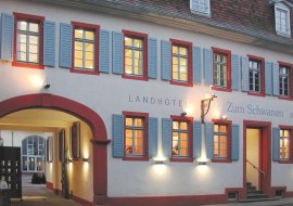 Hotelansicht von aussen, © Landhotel Zum Schwanen