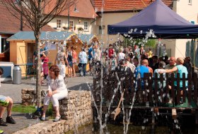 Traubenbl&uuml;tenfest Westhofen &copy; Heimatverein Westhofen