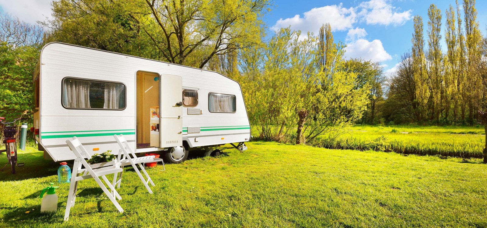 Wohnmobilstellplatz, &copy; Shutterstock