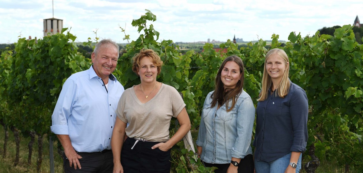 Weingut Kratz_Familie, &copy; Weingut Kratz