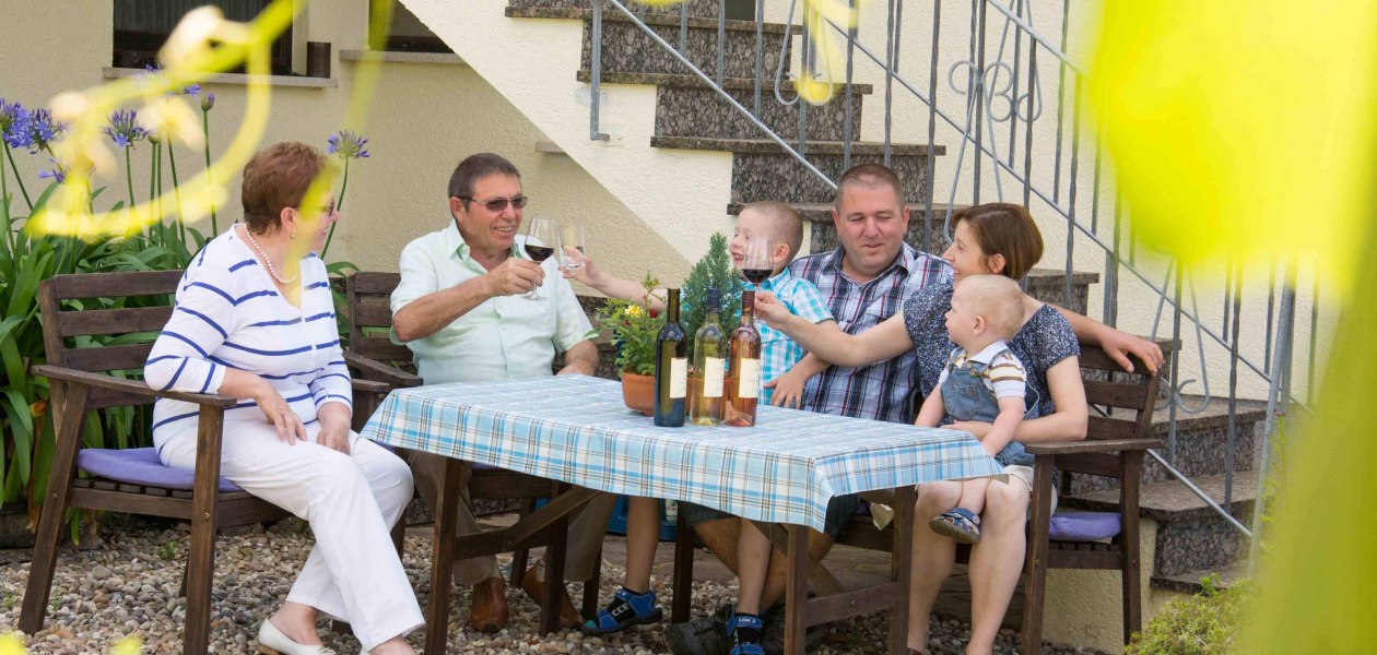 Weingut Nibelungenhof_Familie, &copy; Weingut Nibelungenhof