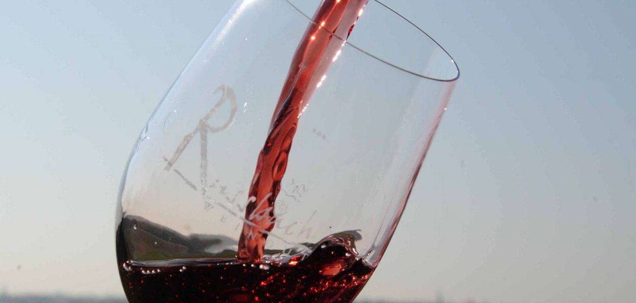 Weingut Russbach_Weinglas, &copy; Weingut Russbach