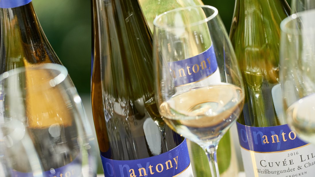 Weingut Antony_Weinflaschen, &copy; Weingut Antony