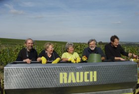 Weingut Wagner_Erntehelfer © Weingut Wagner