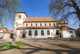 Romanische Basilika Bechtheim &copy; Michael Zellmer